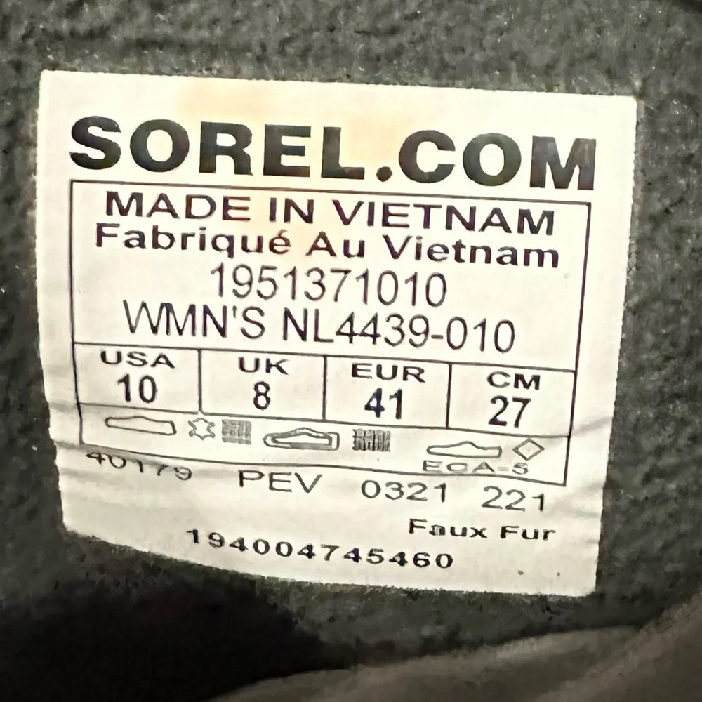 Brand New Sorel Out N About III Puffy Zip Ankle Boots Waterproof, Insulated